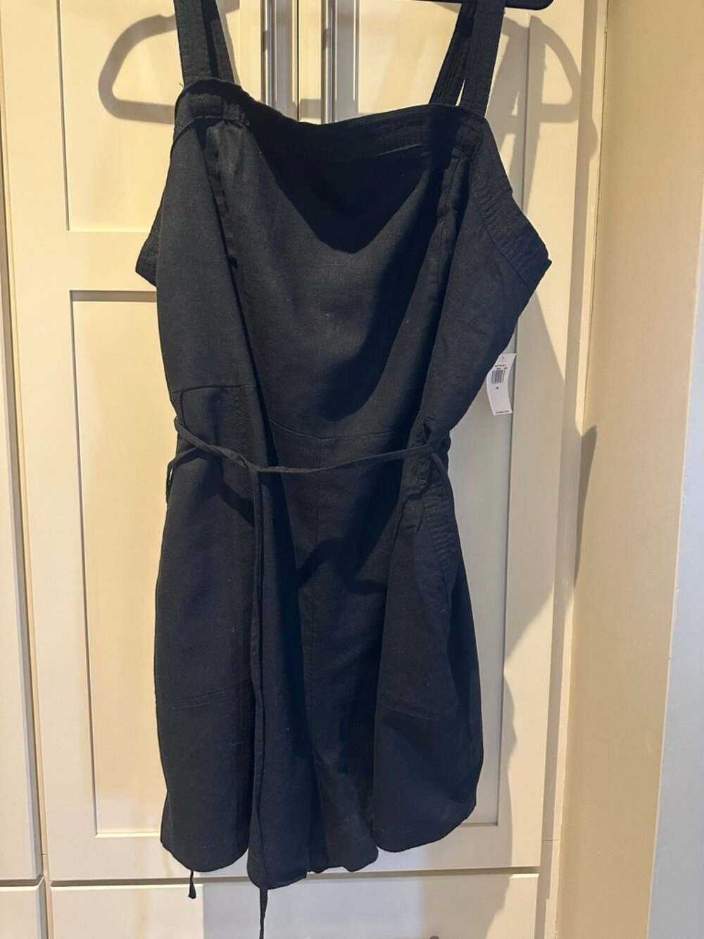Old Navy Black Romper Sleeveless Tie Waist Shorts NWT Size 2X - Picture 1 of 2